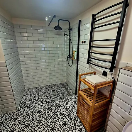 Appartement Aron Stinna *