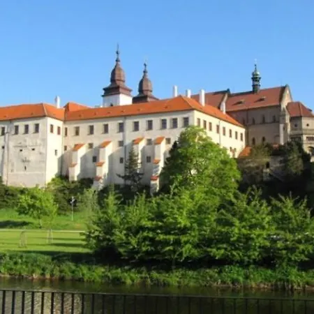 Aron Stinna Apartament *