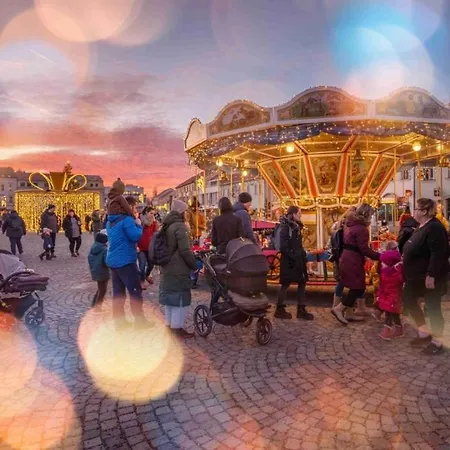 Aron Stinna * Třebíč